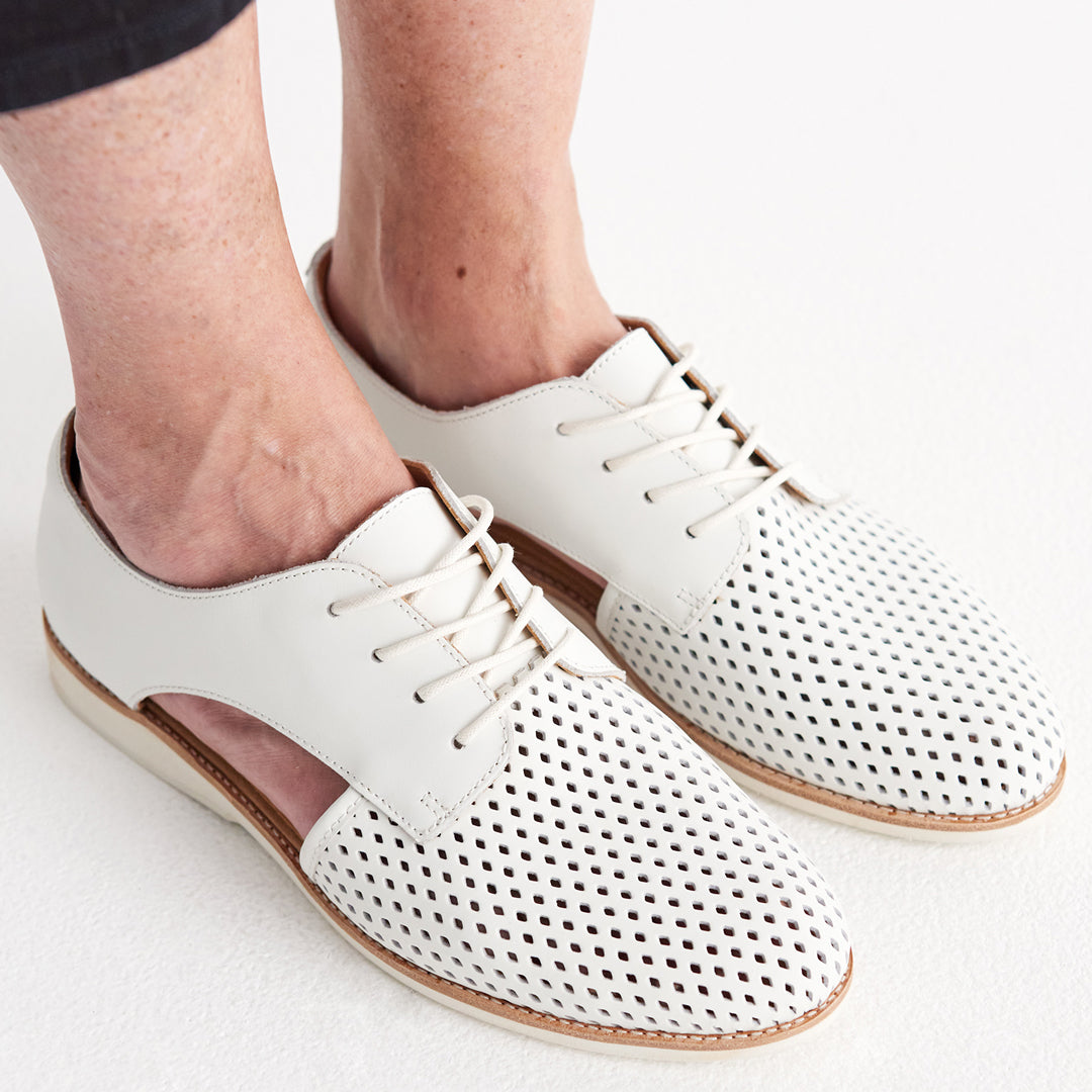 Rollie The Derby Sidecut Punch | Ladies White Shoes